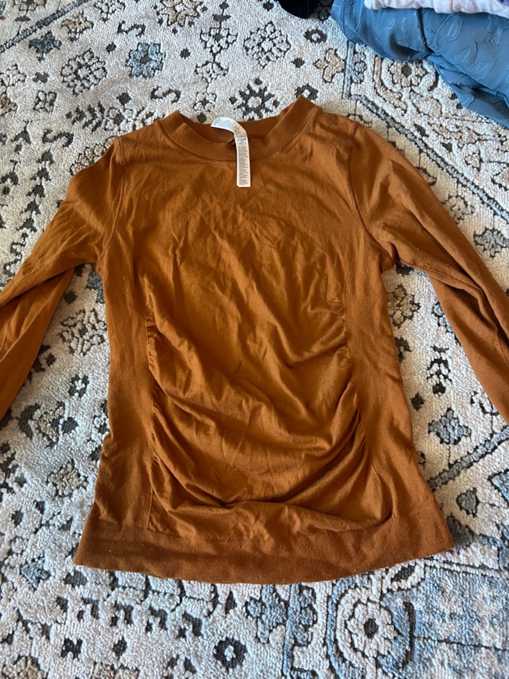 Athleta Women's Long-Sleeve Ruched Top - golden orange